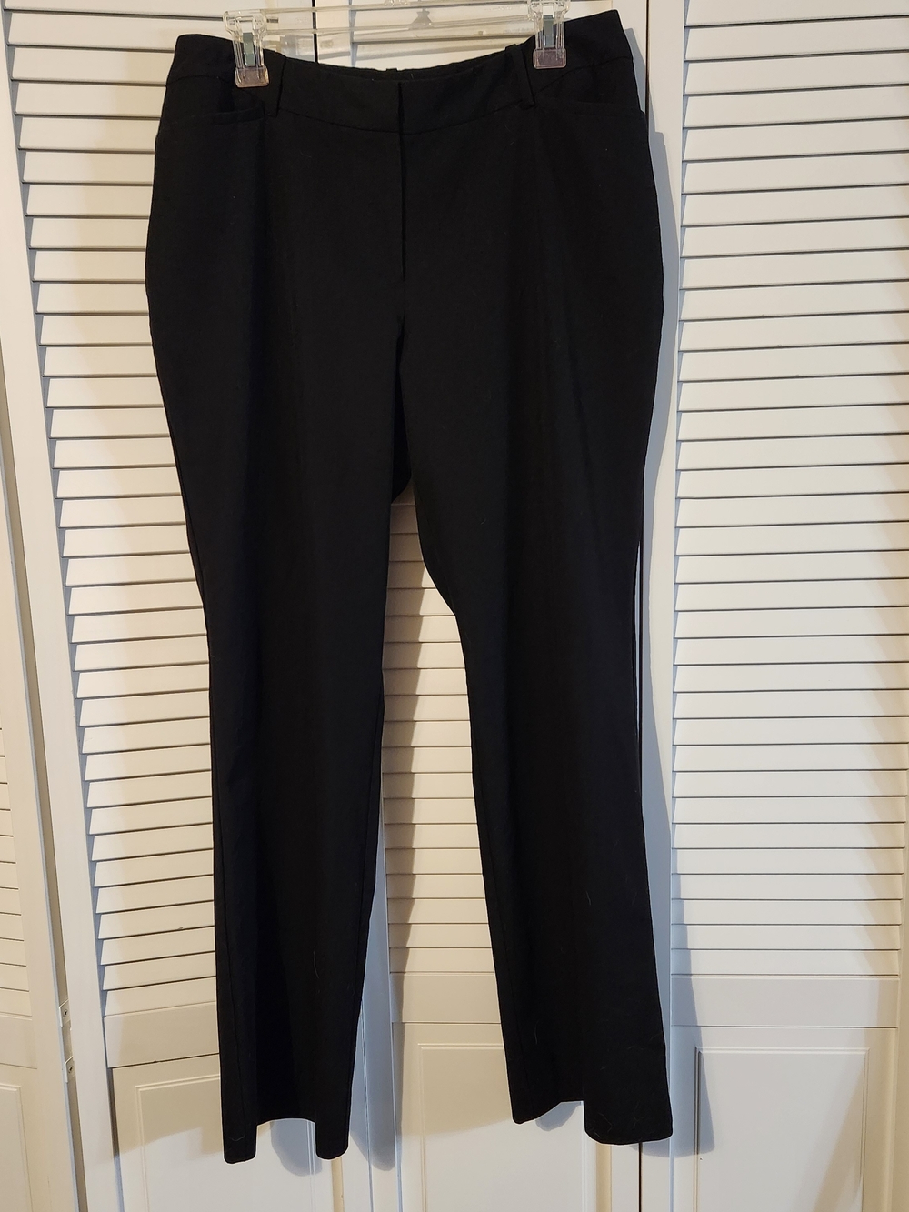 Liz Claiborne Black Straight-Leg Women's Trousers